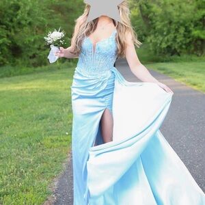 Elegant Blue Evening Gown for Prom or Special Occassion